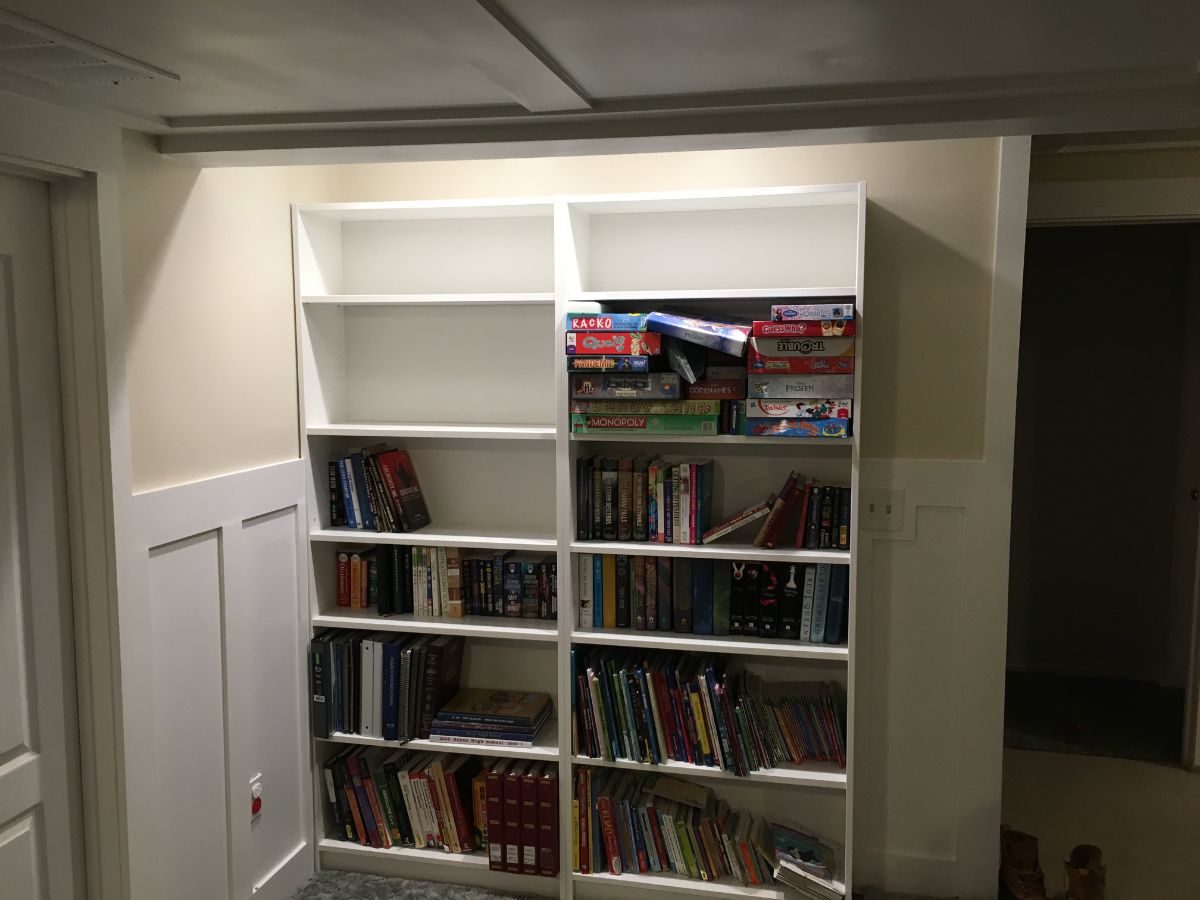 Built in bookshelf